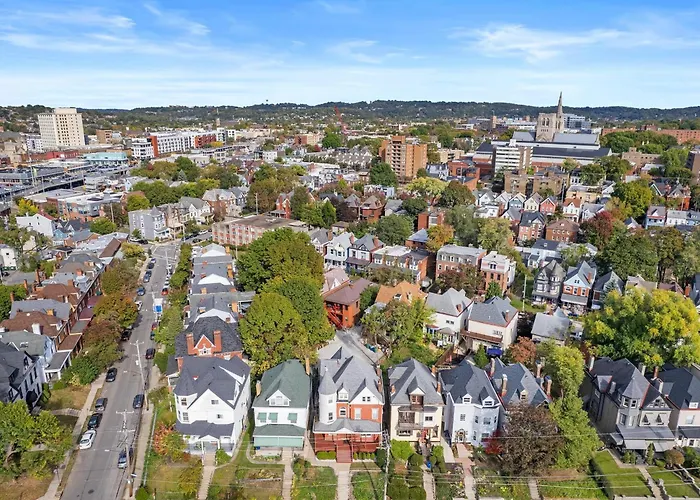 Shadyside, Pittsburgh, Modern And Accessible 2 Bedroom Unit2 With Free Parking Apartment Pittsburgh