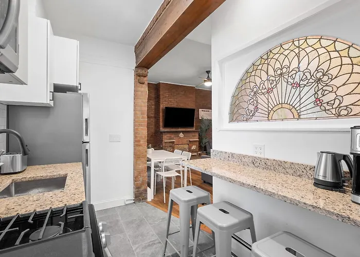 Shadyside, Pittsburgh, Modern And Accessible 2 Bedroom Unit2 With Free Parking Apartment